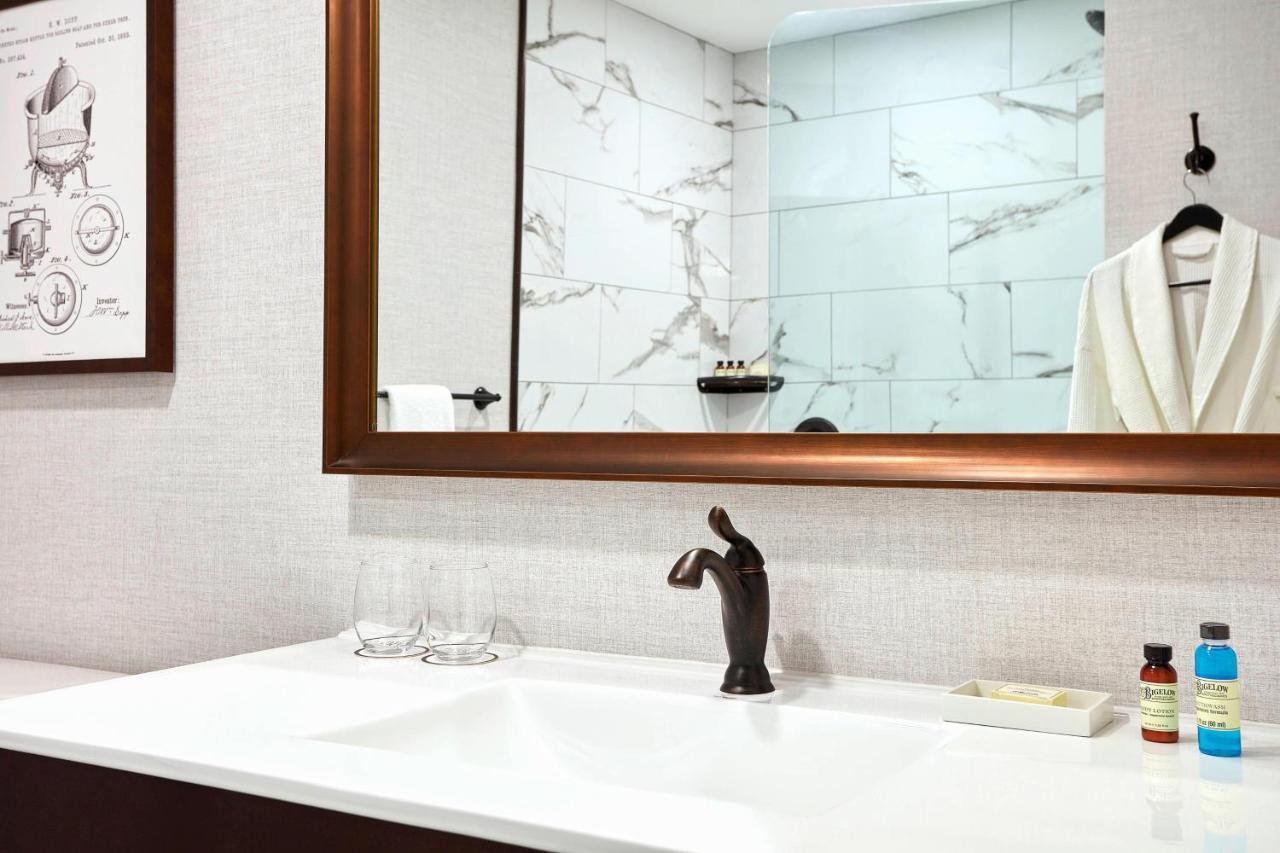 The Wick, Hudson, A Tribute Portfolio Hotel Extérieur photo