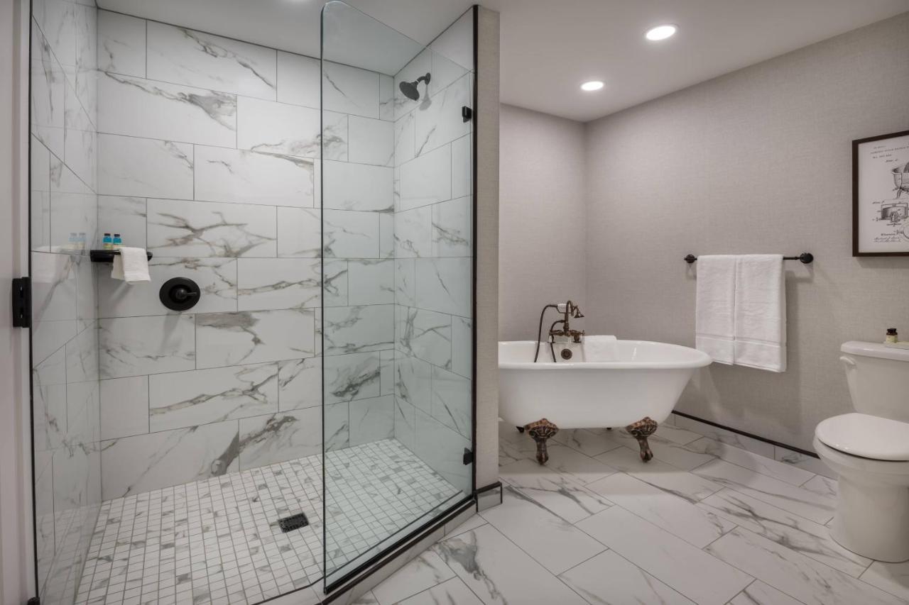 The Wick, Hudson, A Tribute Portfolio Hotel Extérieur photo